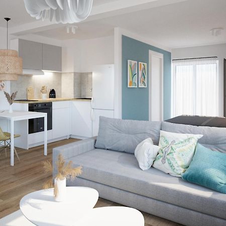 Airport Gate 25 Apartment Ledine Bagian luar foto
